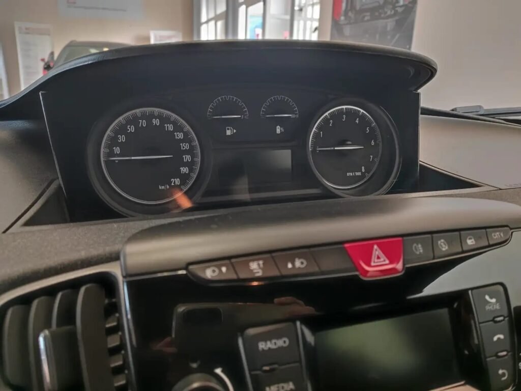 12 Y